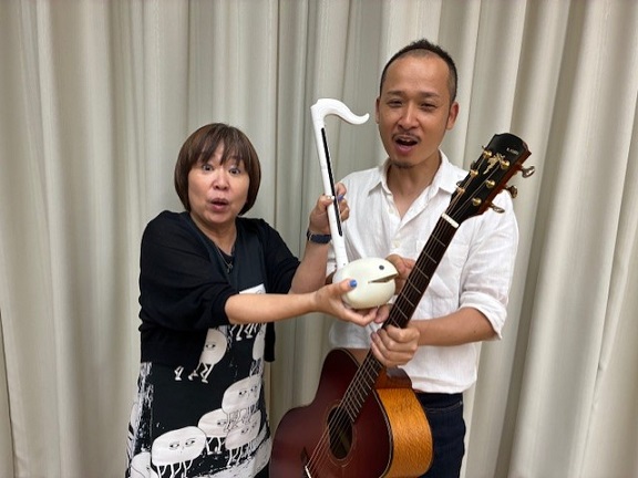 「音楽のことはワタシとオタマに聞いてね(^_-)-☆」